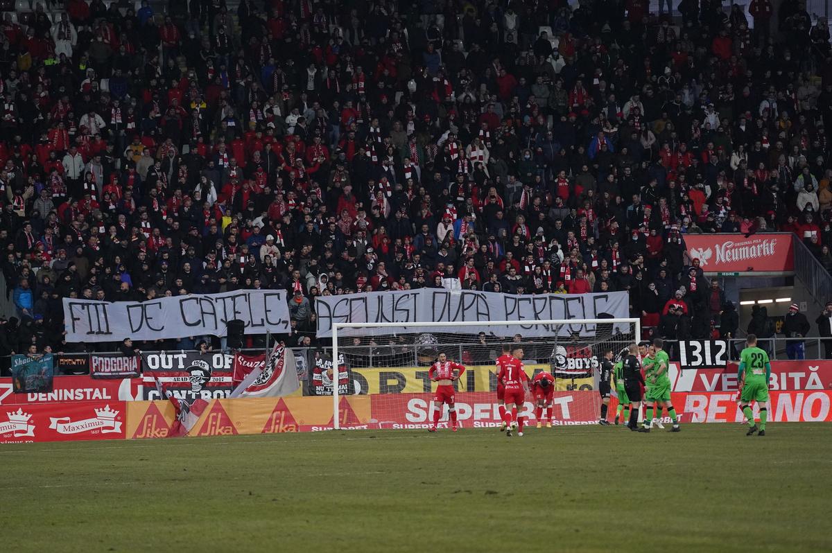 Stoican, după primul punct la Dinamo: „Am jucat din două în două zile: luni, joi și azi” :)
