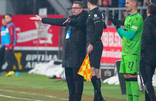 Stoican, după primul punct la Dinamo: „Am jucat din două în două zile: luni, joi și azi” :)