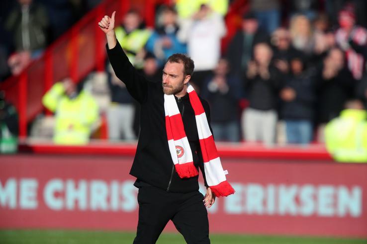 Eriksen, prezentat fanilor lui Brentford / foto: imago