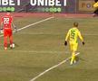 Moment halucinant în FC Argeș - Mioveni » Hațegan a anulat un autogol de „județeană”! De ce a intervenit arbitrul + ce spune Iustin Popescu