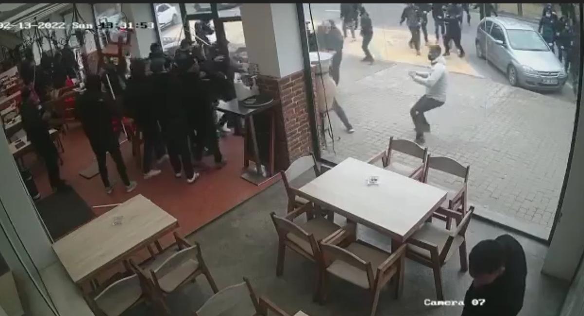 Fanii lui Dinamo, bătaie cu fanii celor de la UTA în Arad