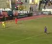 Moment halucinant în FC Argeș - Mioveni » Hațegan a anulat un autogol de „județeană”! De ce a intervenit arbitrul + ce spune Iustin Popescu