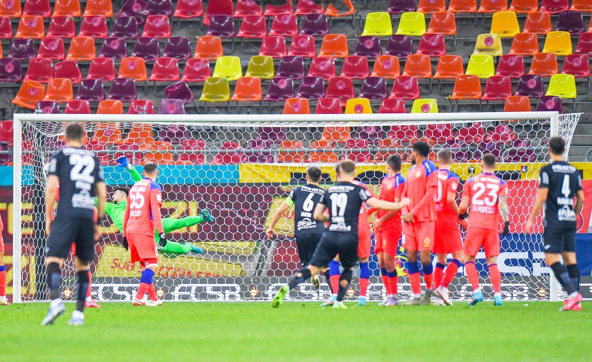 Ilie Dumitrescu îl laudă pe Toni Petrea după FCSB – Chindia, dar îl și avertizează: „Nu știu dacă mai e eficient încă o dată” » Ce jucători a remarcat