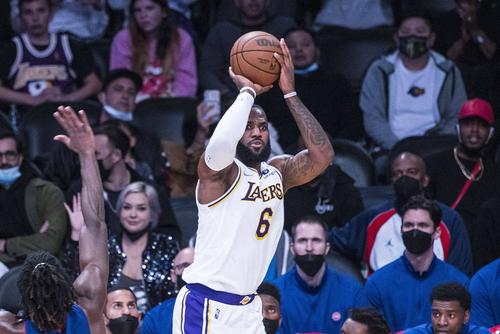 LeBron James a devenit cel mai bun marcator din istoria NBA, foto: Imago