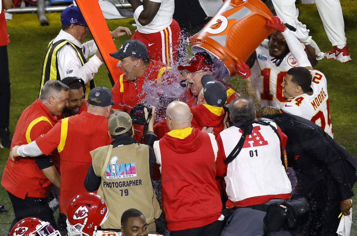 Super Bowl LVII. Kansas City Chiefs e din nou campioană în NFL! Mahomes pune mâna pe un nou inel, după o victorie memorabilă cu Philadelphia Eagles