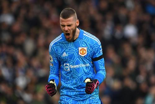David de Gea (32 de ani), portarul spaniol al celor de la Manchester United, a stabilit două recorduri, după meciul câștigat de „diavolii roșii”, scor 2-0, pe terenul lui Leeds United, în runda cu numărul 23 din Premier League. 
Foto: Imago