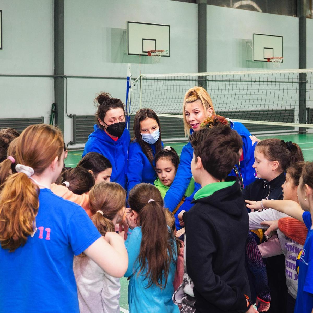 Cristina Pîrv, campioană a României la volei, interviu tulburător pentru GSP: „Când ai probleme, vorbește cu Dumnezeu ca și cum ai vorbi cu un prieten!”. Poveste șocantă: „Am fost atacată de doi drogați cu pistoale!”