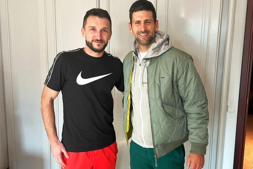 Andrei Panait, alături de Novak Djokovic