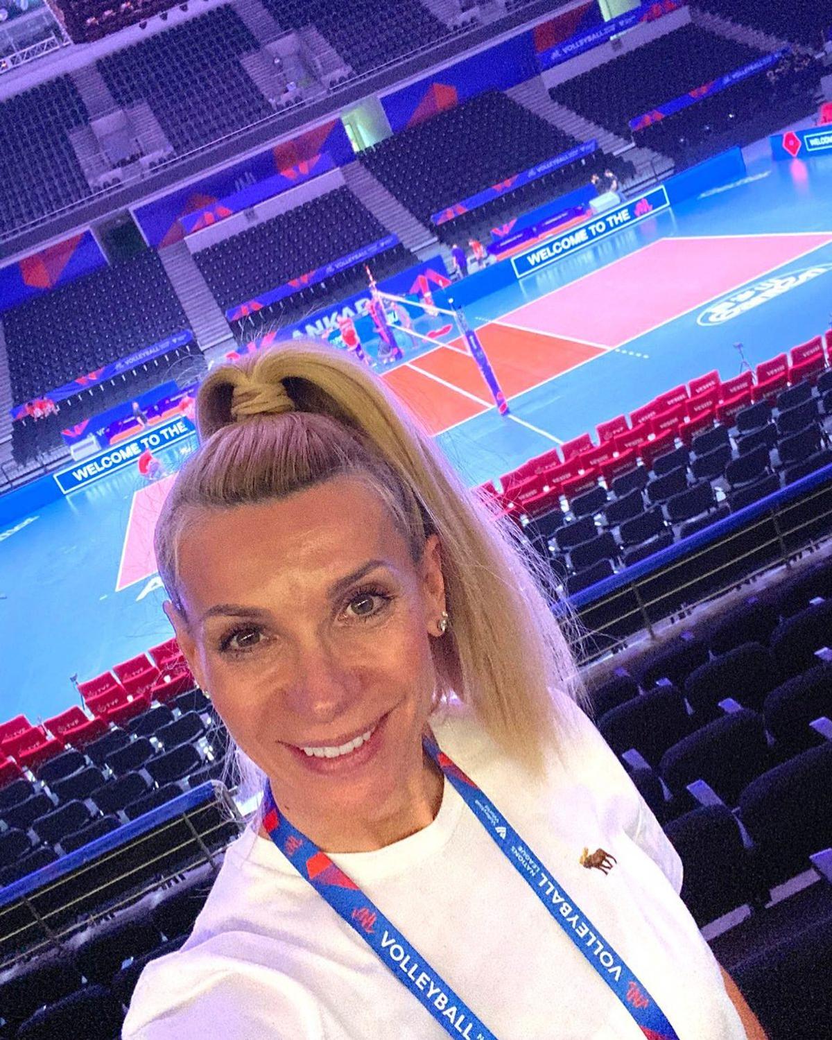 Cristina Pîrv, campioană a României la volei, interviu tulburător pentru GSP: „Când ai probleme, vorbește cu Dumnezeu ca și cum ai vorbi cu un prieten!”. Poveste șocantă: „Am fost atacată de doi drogați cu pistoale!”