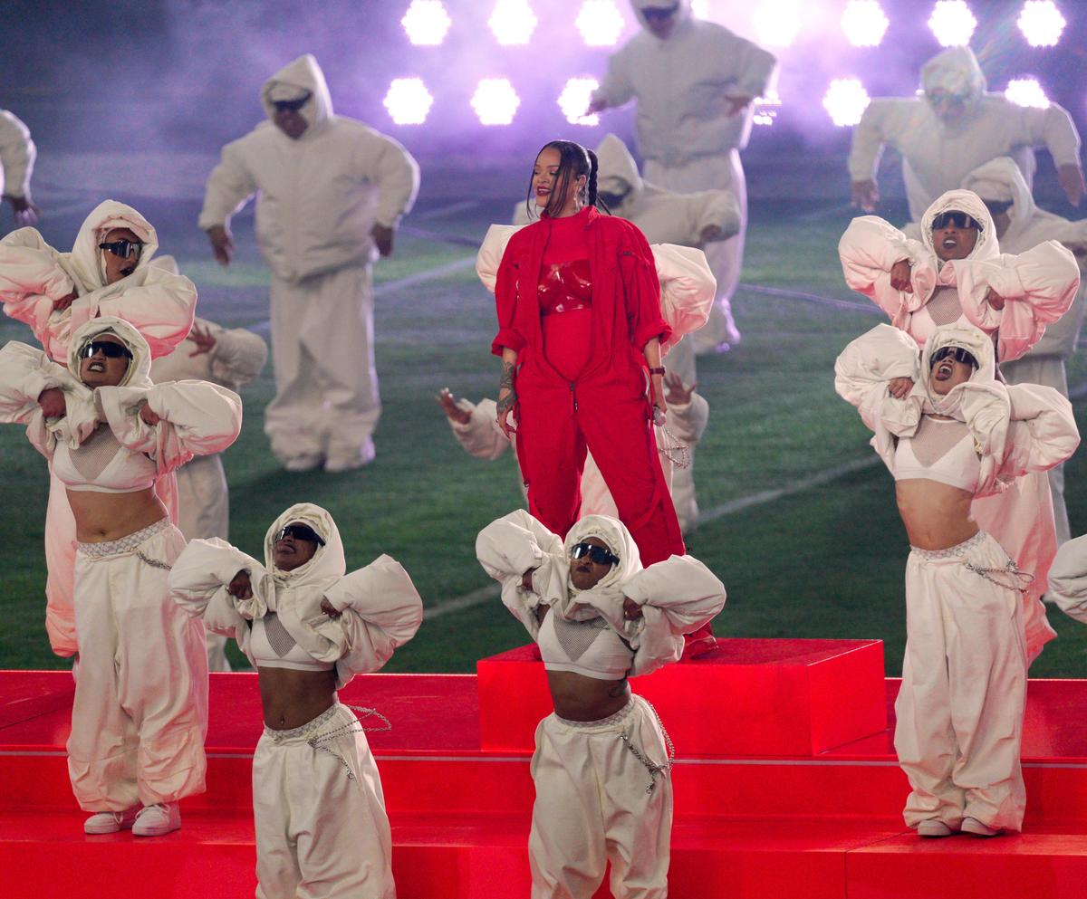 Rihanna, show la SuperBowl
