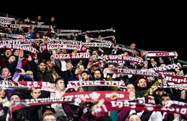 Rapid a mai cedat un fotbalist în Liga 2 » Va juca alături de Adi Petre, Deniz Giafer și Atanas Trică