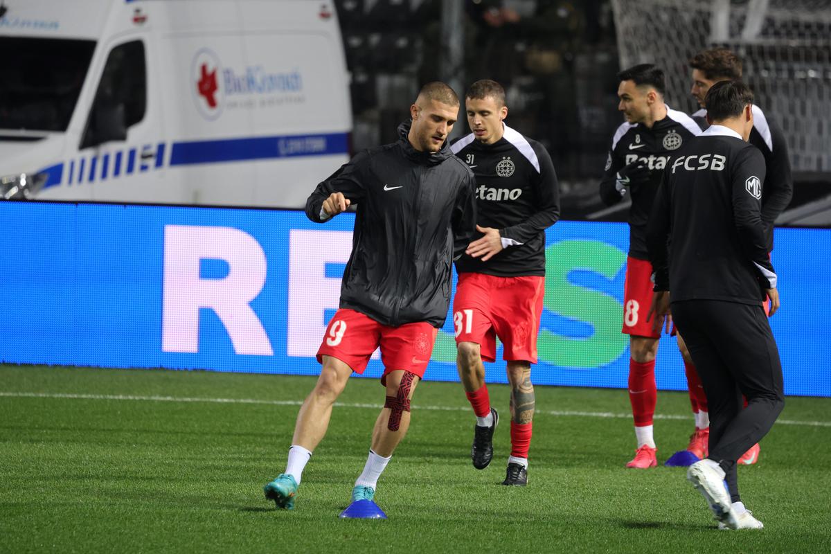 PAOK - FCSB » Imagini de la încălzire
