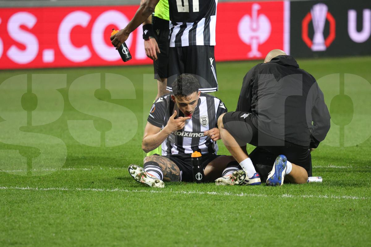 Accidentare HORROR în PAOK - FCSB » Jucătorul nu a mai putut continua partida