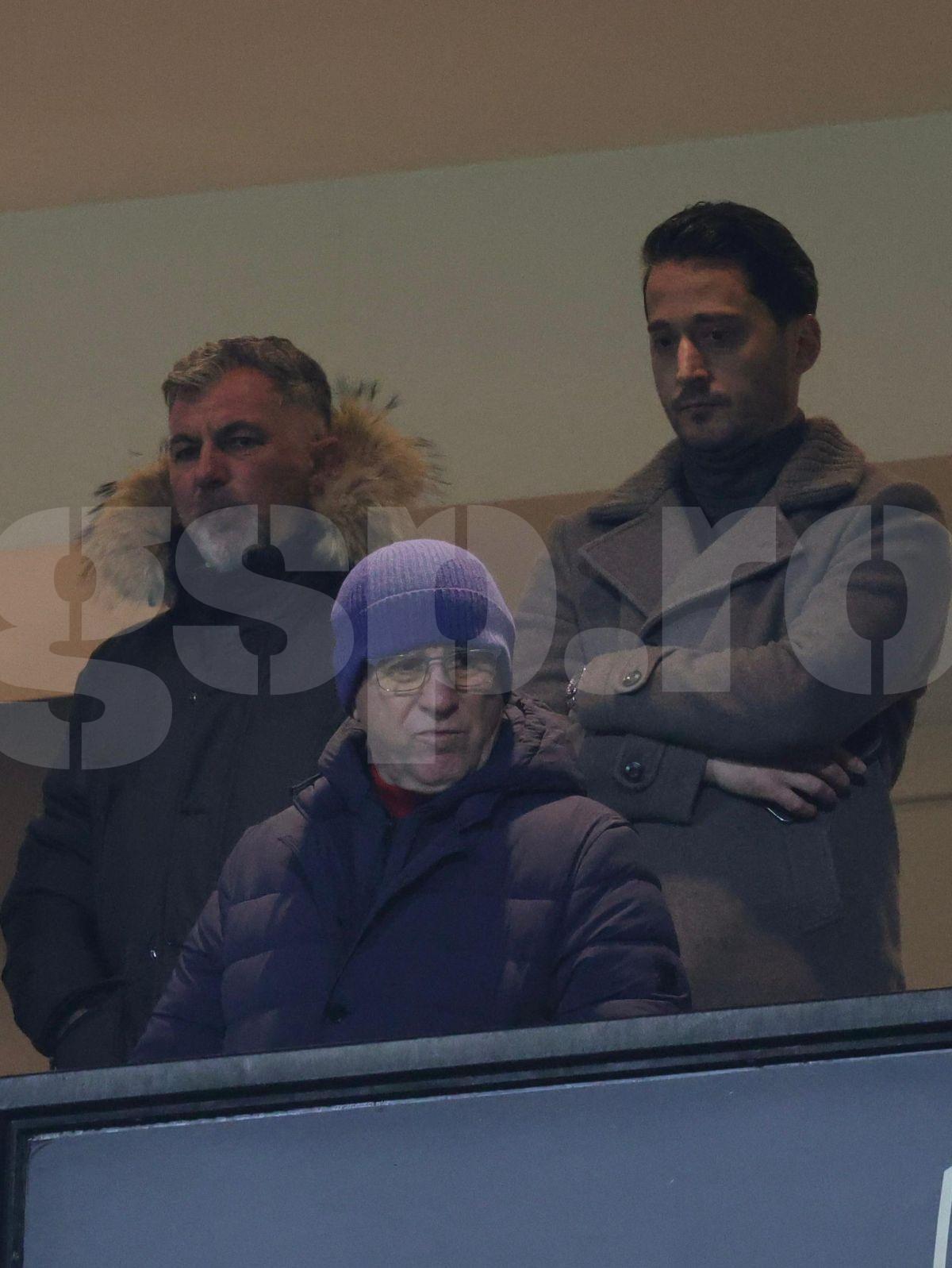 FCSB magică a făcut PA-KO » Cine au fost premianții campioanei României + un mare „2”