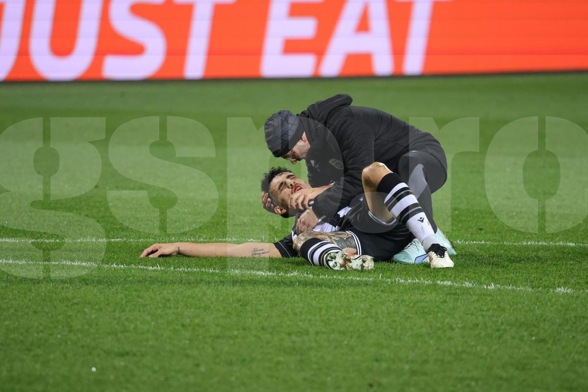 Accidentare HORROR în PAOK - FCSB » Jucătorul nu a mai putut continua partida
