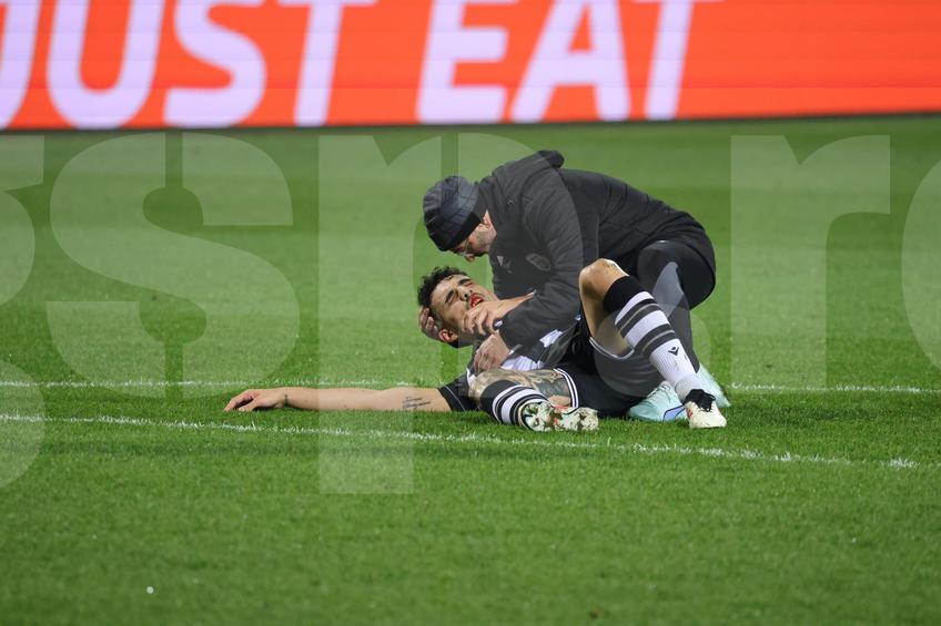 Accidentare HORROR în PAOK - FCSB » Jucătorul nu a mai putut continua partida