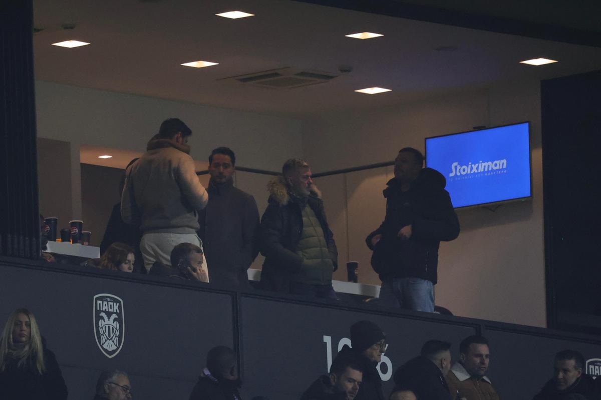 „Ferguson” Gigi Becali a lovit la Salonic! Am surprins din nou cum se fac schimbările la FCSB: imagini incredibile cu MM Stoica