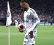 Neymar a făcut-o să râdă și pe arbitră! Momente hilare în Santos - Corinthians