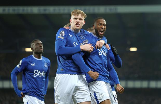 Oficialii de la 3 cluburi din Premier League au fost avertizați că riscă închisoarea