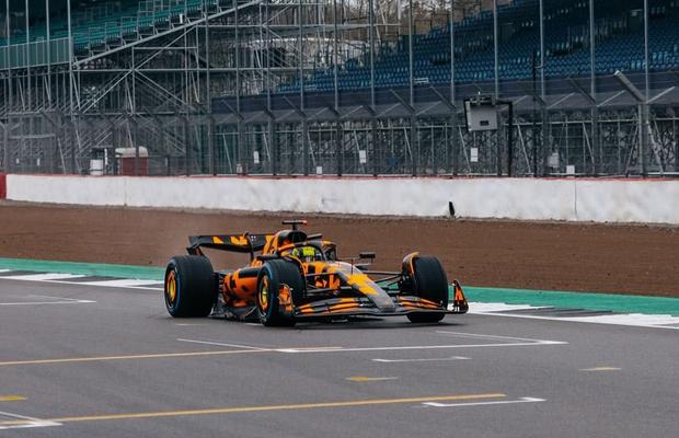 McLaren, prima echipă care și-a prezentat monopostul pentru 2025 » Detaliul care a luat prin surprindere pe toată lumea