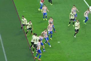 Epic fail la semifinala Atletico - Barcelona » Comitetul Tehnic al Arbitrilor a dat un comunicat chiar în timpul meciului