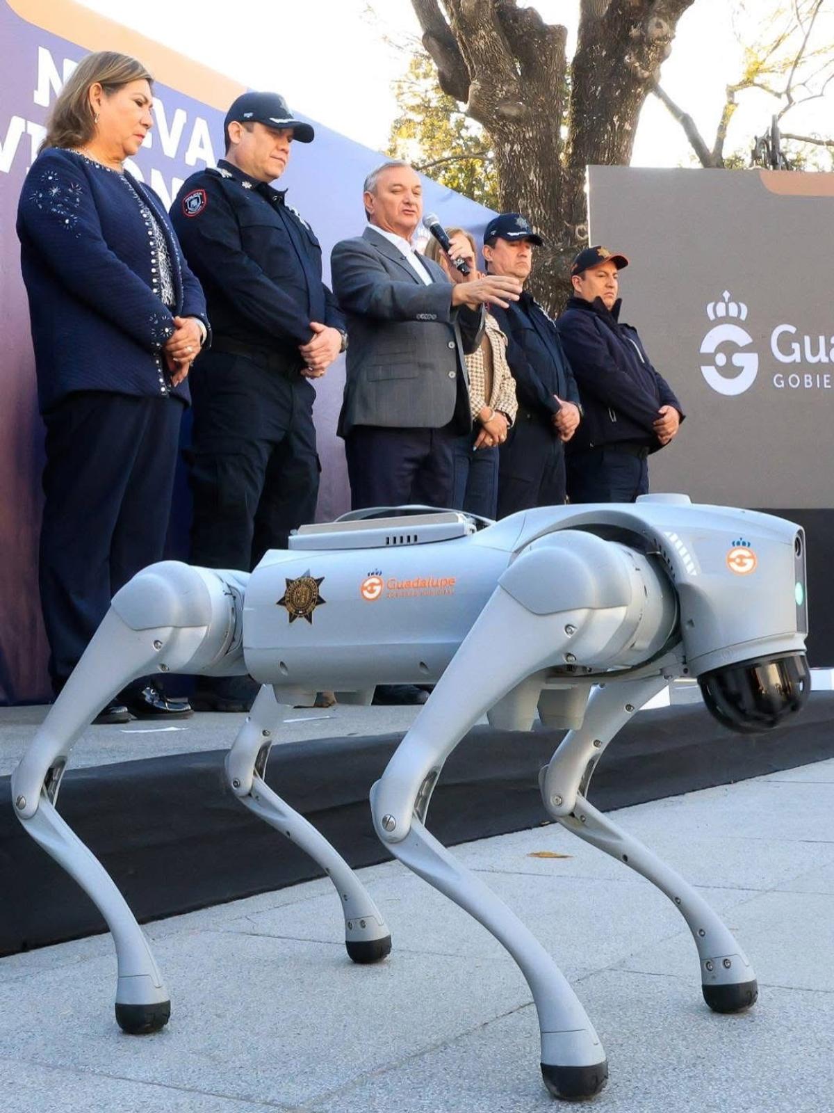 Câinii-robot K9-X vor face legea la Campionatul Mondial