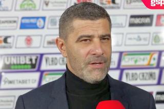 Dani Coman a făcut IUREȘ în direct la TV » Derapaj FĂRĂ precedent: „Merită bătuți și călcați în picioare! Idiotul ăsta trebuie suspendat 40 de etape!”