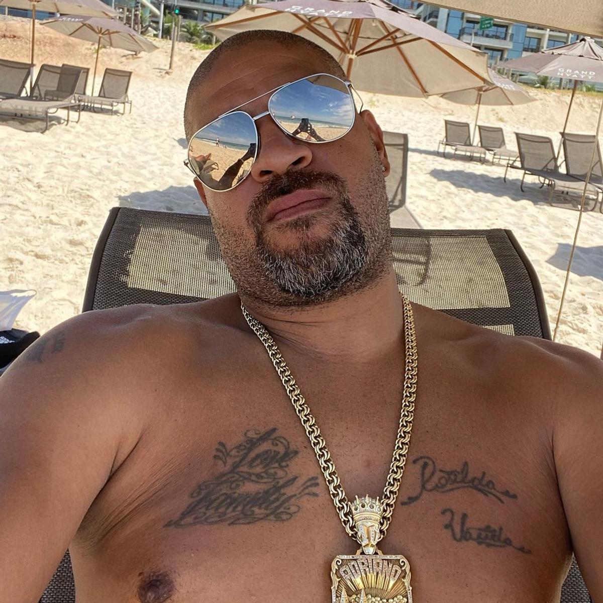 FOTO Adriano