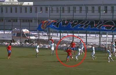 VIDEO Gafe URIAȘE de arbitraj în CSA Steaua - FCSB 2 » Gol anulat pentru un fault pe care nu l-a văzut nimeni și penalty nedat