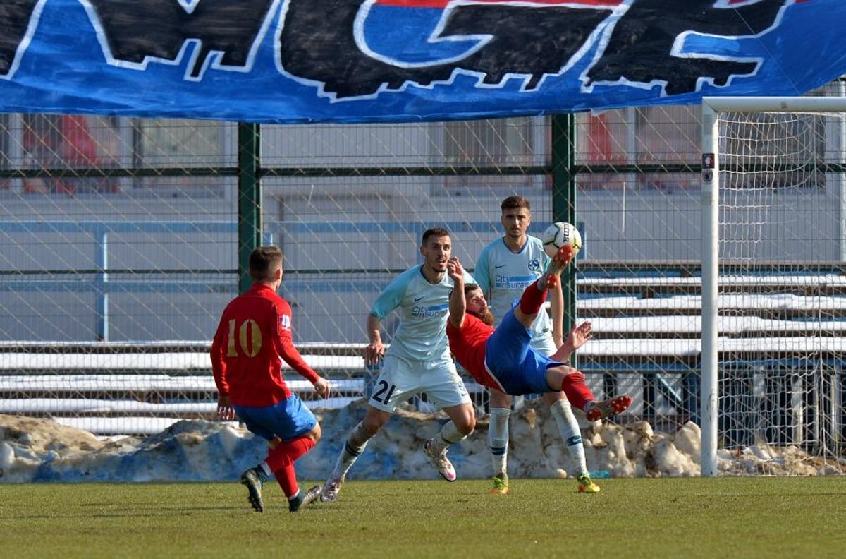 Contre la CSA Steaua: „Unii din interior sunt invidioși!” » Înțepături și către FCSB
