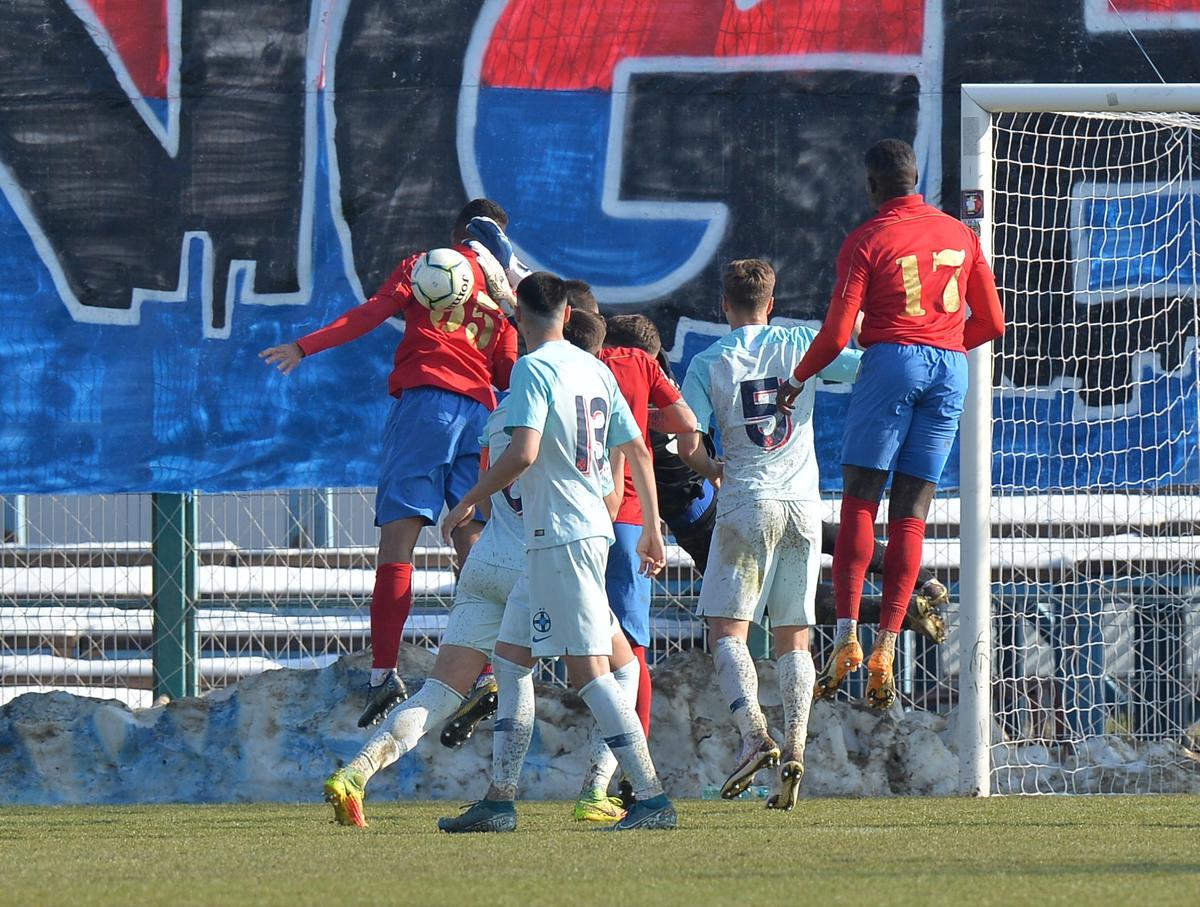 Contre la CSA Steaua: „Unii din interior sunt invidioși!” » Înțepături și către FCSB