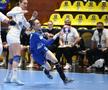 CSM București s-a calificat în sferturile de finală ale Ligii Campionilor la handbal feminin, în ciuda înfrângerii din returul cu SCM Rm. Vâlcea, scor 21-27 (33-24 în tur). Adversara din turul următor este ȚSKA Moscova.