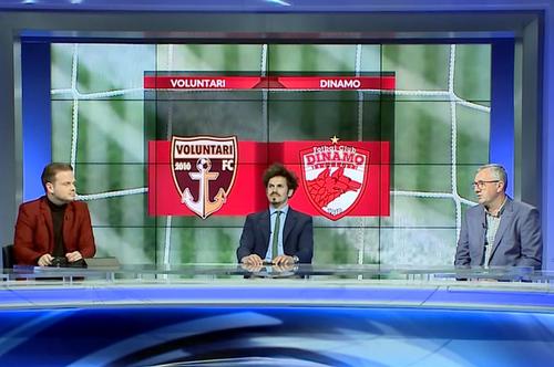 Vlad Măcicășan (primul din stânga), la Fotbal Look // foto: captură YouTube