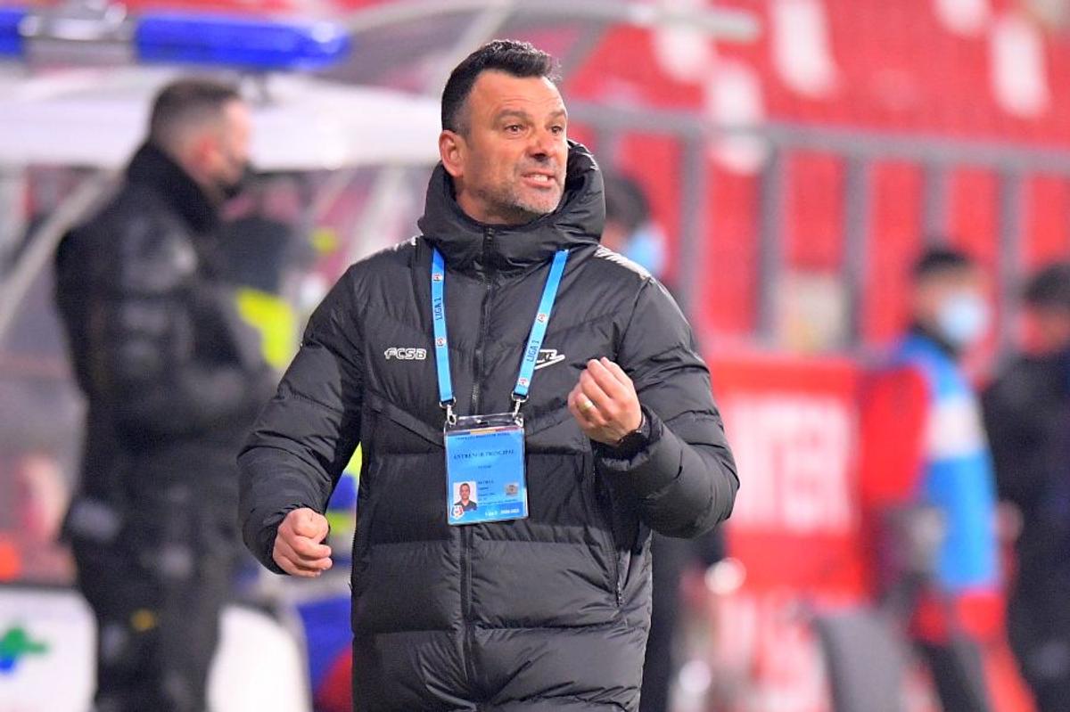 EXCLUSIV Cea mai dură reacție după UTA - FCSB 0-1 » Florinel Coman și Florin Tănase, puși la punct: „E o rușine ce au făcut! Aveți un pic de respect!”