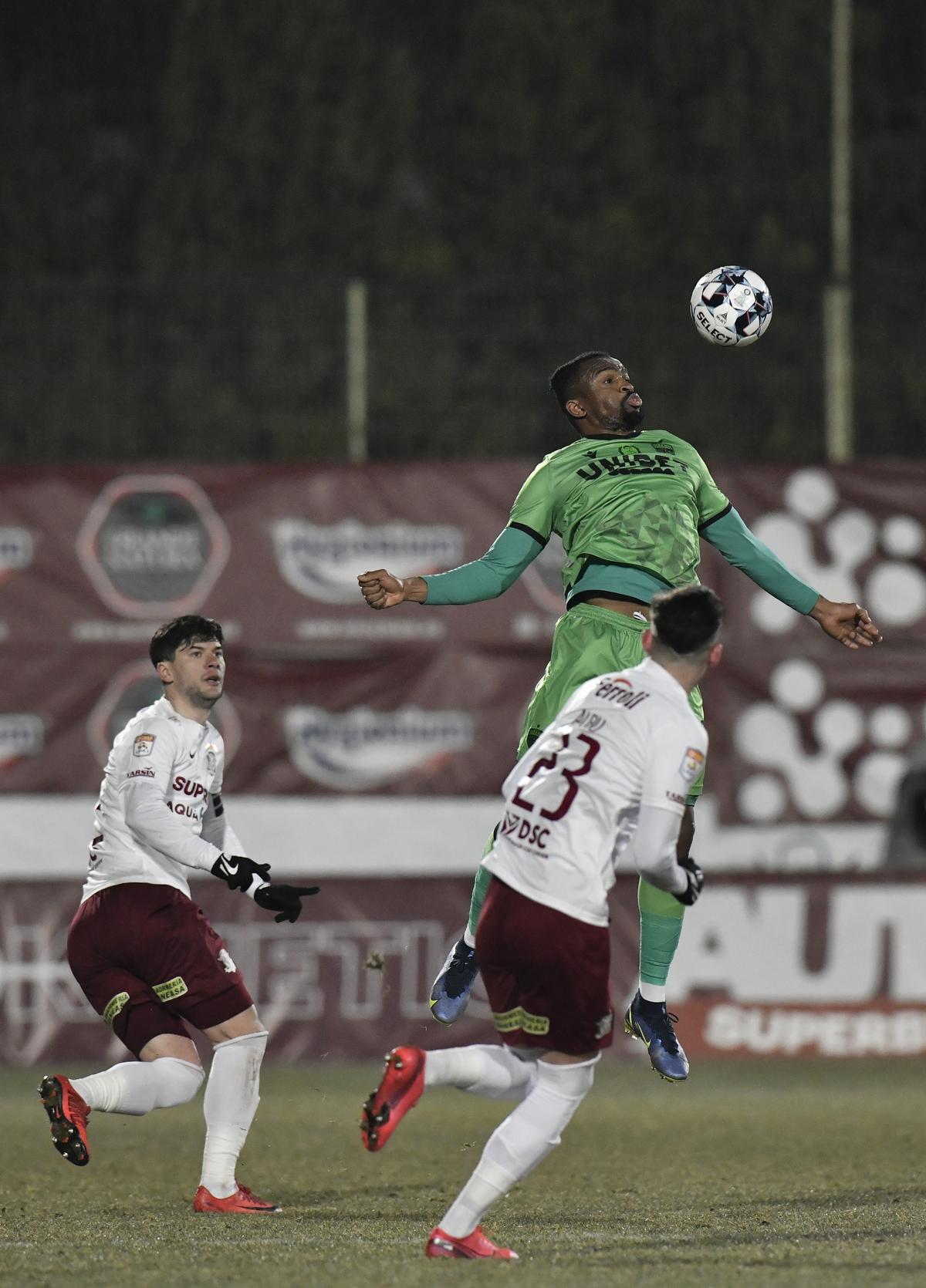 Record all-time! Borna incredibilă atinsă de Dinamo în derby-ul cu Rapid + de ce statistica le dă fiori „câinilor”