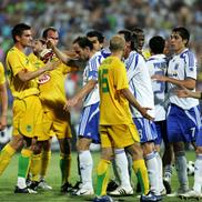 Cu 25.000 de spectatori în tribunele vechiului „Oblemenco”, Universitatea a clacat. A cedat la limită cu FC Vaslui, 0-1 / foto: Arhivă Gazeta Sporturilor