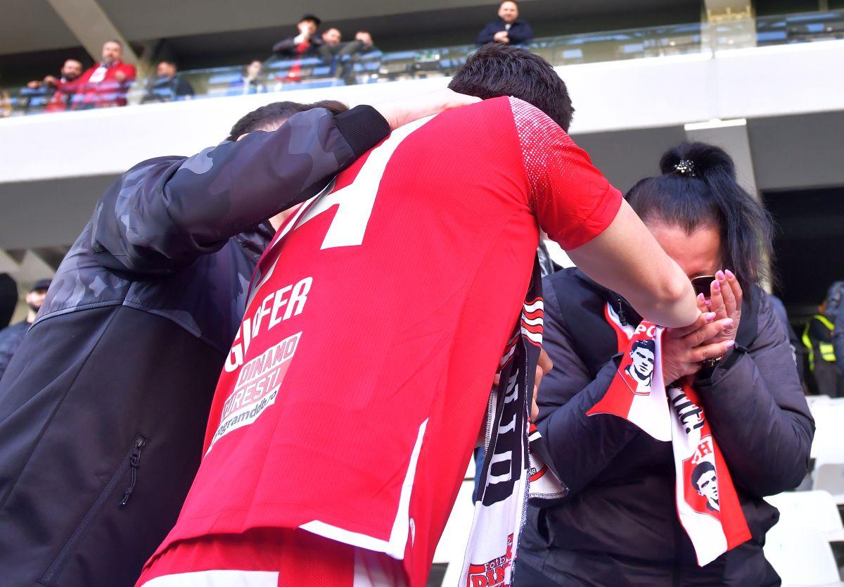 Povestea celui mai emoționant moment de la calificarea lui Dinamo în play-off: „Dacă el suferă, ei mor pe dinăuntru. Anul trecut, tatăl lui a făcut infarct în timpul meciului”