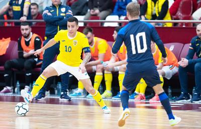 Cum arată futsalul din România, unde suntem aproape de Campionatul Mondial: „Avem numai studenți în echipă, le dăm câteva sute de lei pe meci”