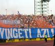 Cu 25.000 de spectatori în tribunele vechiului „Oblemenco”, Universitatea a clacat. A cedat la limită cu FC Vaslui, 0-1 / foto: Arhivă Gazeta Sporturilor
