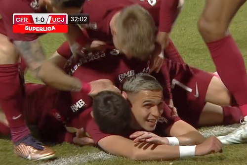 CFR Cluj - U Cluj » Ermal Krasniqi (24 de ani, extremă stânga) a dublat avantajul campioanei după un atac incisiv și o execuție de mare rafinament.