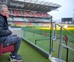 Boloni și locul unde se simte cel mai bine, aproape de terenul de fotbal