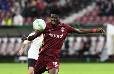 Marea carență a lui Emmanuel Yeboah » Antrenorul lui Brondby a dezvăluit de ce a fost trecut pe linie moartă atacantul care făcea spectacol la CFR Cluj