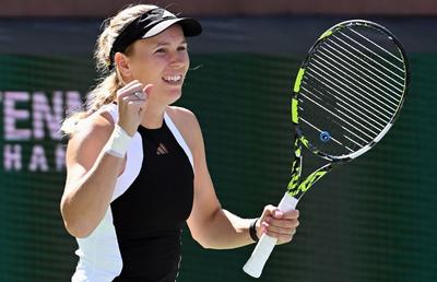 Wozniacki a câștigat duelul mamelor contra lui Kerber la Indian Wells și și-a fixat o întâlnire a generațiilor cu Iga Swiatek » Daneza s-a apropiat de Simona Halep într-un clasament inedit