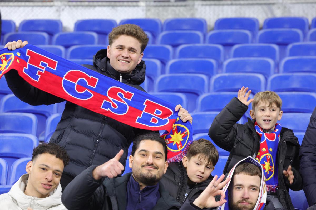 Lyon - FCSB, primele imagini de la firul ierbii