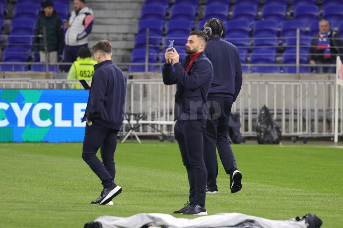 Asta le întrece pe toate! Cu o oră înainte de Lyon - FCSB, Mihai Stoica a anunțat schimbările de la pauză: „Suntem disperați”