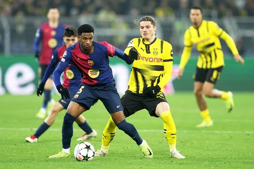 Borussia Dortmund și Barcelona s-au înfruntat și în faza ligii. Catalanii au câștigat cu 3-2 // foto: Guliver/gettyimages