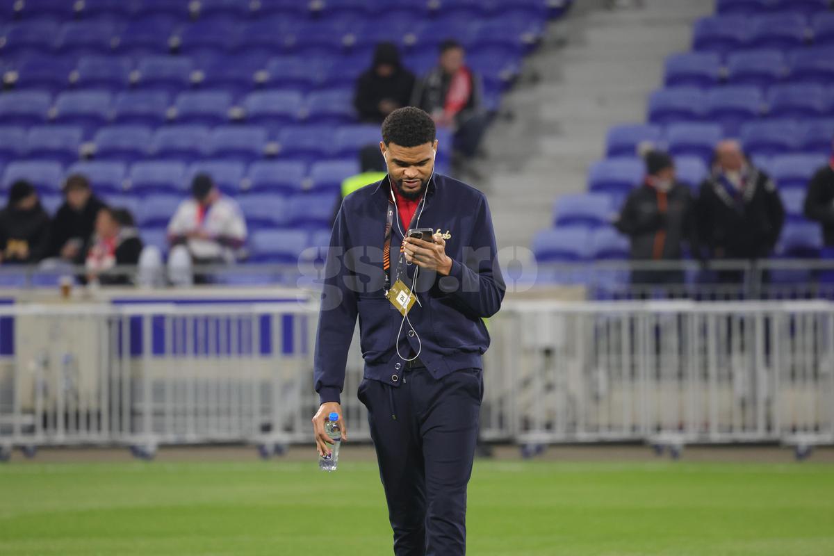 Asta le întrece pe toate! Cu o oră înainte de Lyon - FCSB, Mihai Stoica a anunțat schimbările de la pauză: „Suntem disperați”