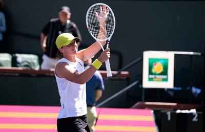 Iga Swiatek își continuă marșul la Indian Wells: e în semifinale cu revanșă luată în fața lui Qinwen Zheng