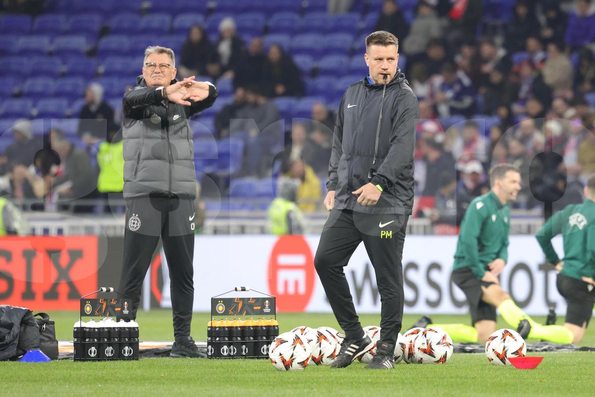 Lyon - FCSB, imagini de la încălzire