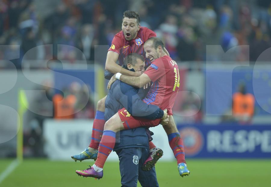 Bucuria golului reușit de către Iasmin Latovlevici la returul cu Ajax din 2013 Lyon - FCSB » Roș-albaștrii caută minunea în Europa League! Raul Rusescu și Iasmin Latovlevici, la GSP Live Special